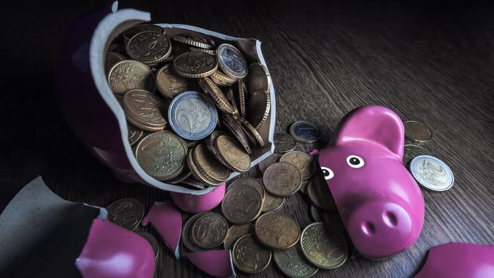European banks slide